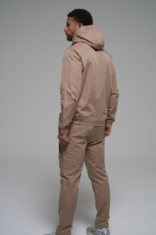 Ensemble Under Kong Beige